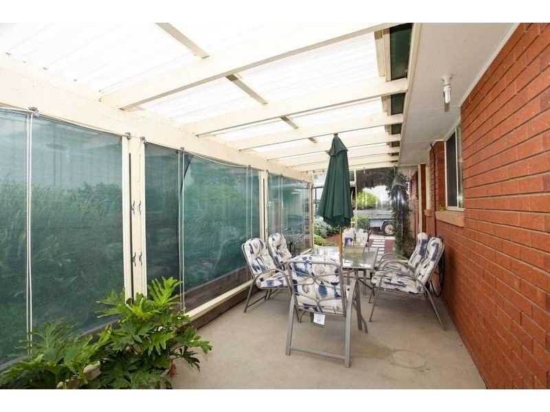1 Banool Street, Golden Square VIC 3555