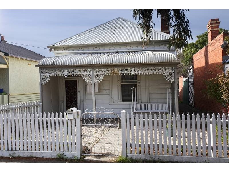 70 Lily Street, Bendigo VIC 3550