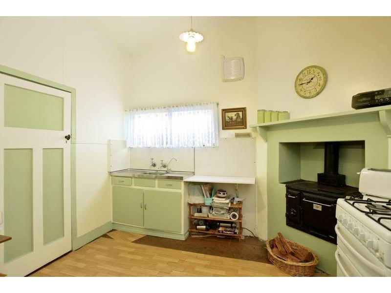 70 Lily Street, Bendigo VIC 3550