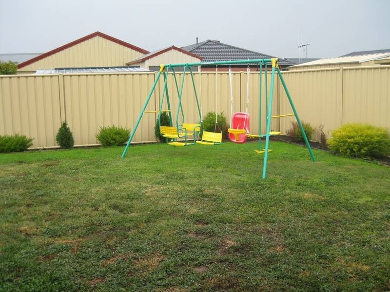 49 Bassett Drive, Strathfieldsaye VIC 3551