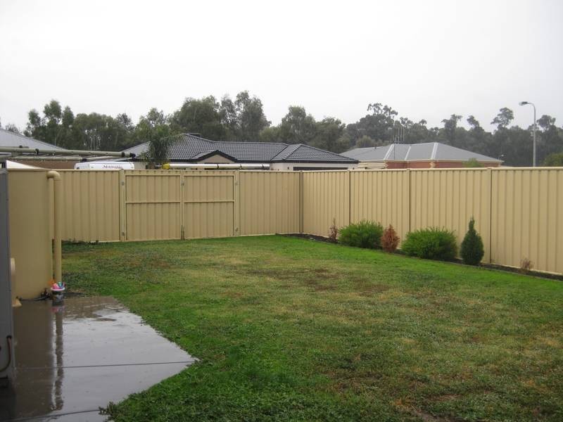 49 Bassett Drive, Strathfieldsaye VIC 3551