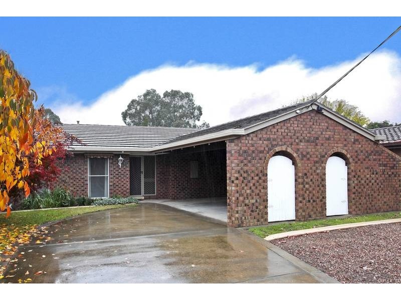 23 Belinda Avenue, Golden Square VIC 3555