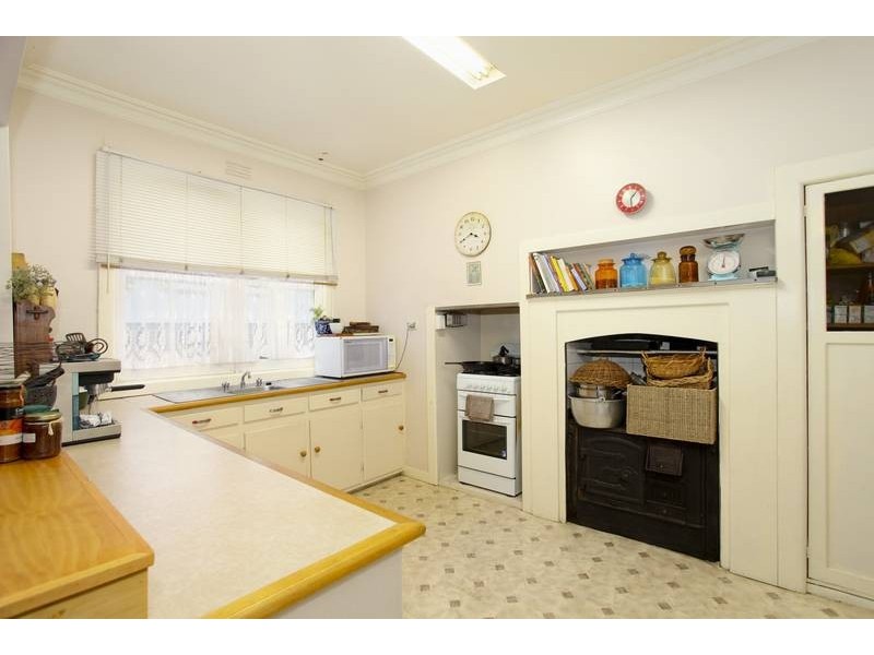 25 Booth Street, Golden Square VIC 3555