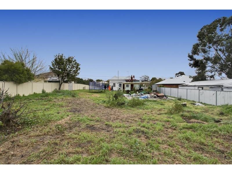 25 Booth Street, Golden Square VIC 3555