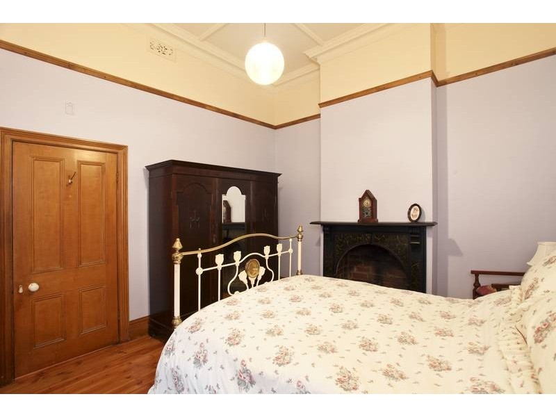 4 Carpenter Street, Quarry Hill VIC 3550