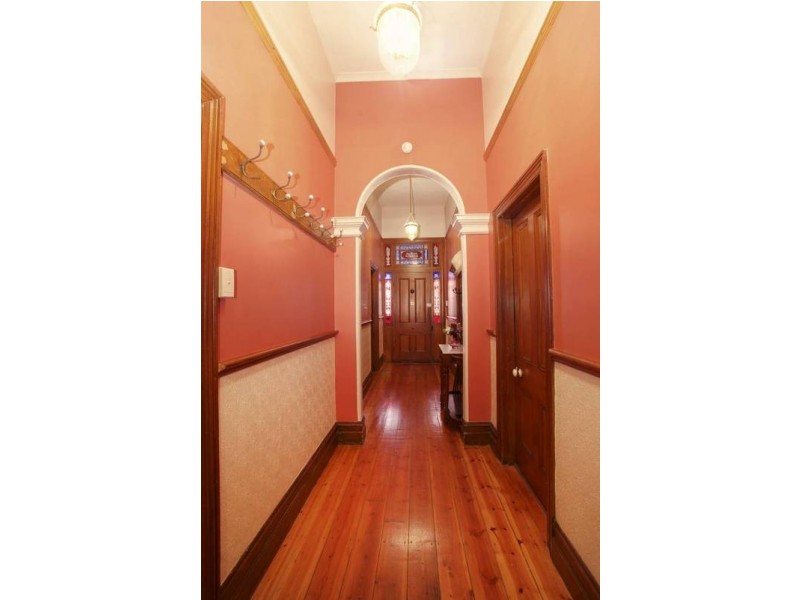 4 Carpenter Street, Quarry Hill VIC 3550