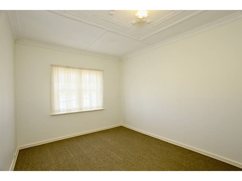 4 Thomas Street, California Gully VIC 3556