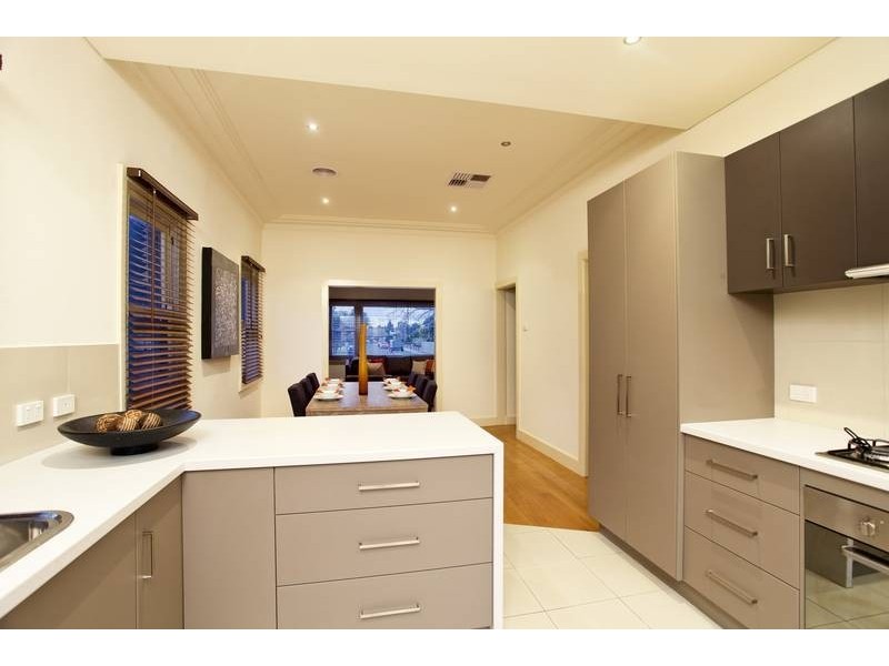 6 Carter Street, Flora Hill VIC 3550
