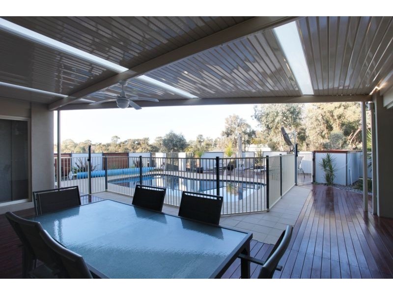 1 Claremont Terrace, Strathdale VIC 3550