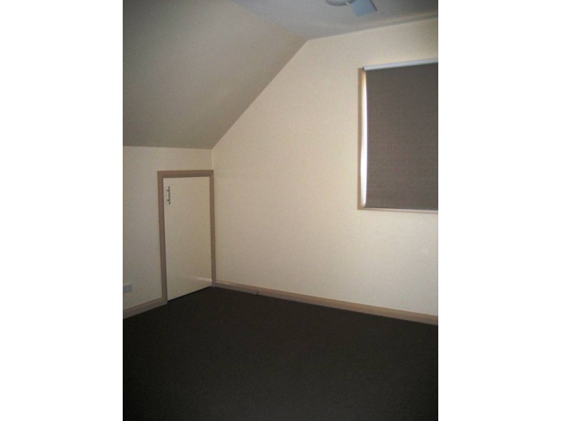 1/4 Bailey Street, California Gully VIC 3556