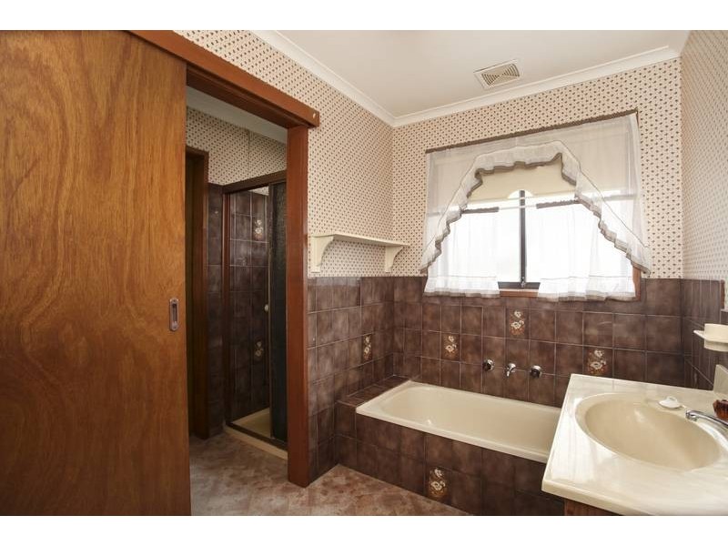 35 Nottingham Court, White Hills VIC 3550