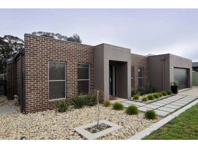 20 Lower Beckhams Road, Maiden Gully VIC 3551