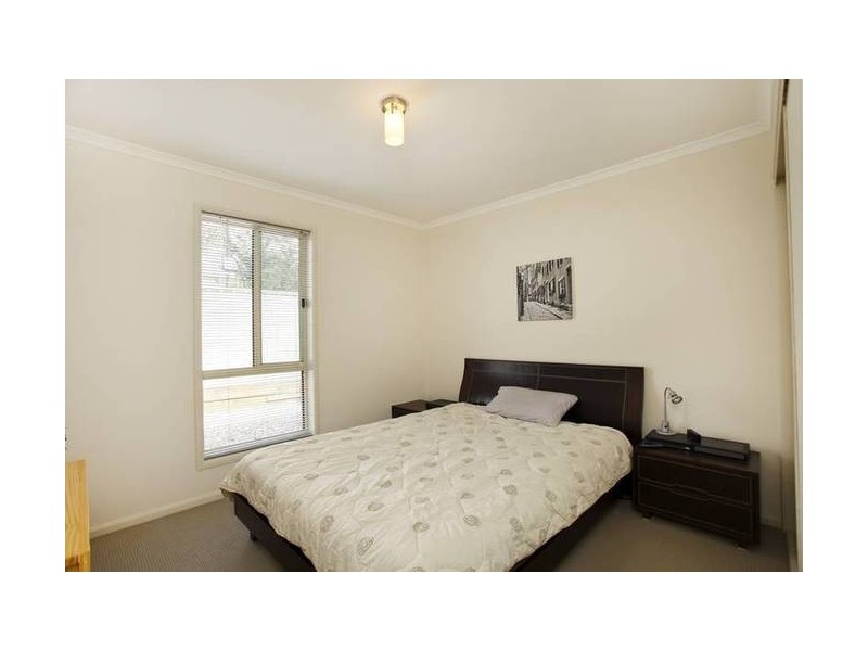 3/68 Wood Street, California Gully VIC 3556