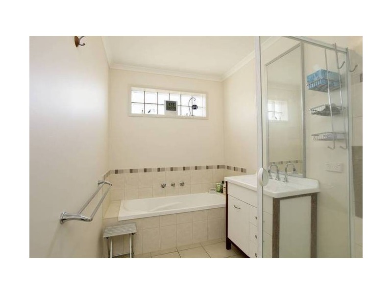 3/68 Wood Street, California Gully VIC 3556