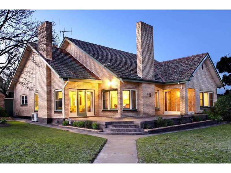 61 Simpsons Road, Eaglehawk VIC 3556