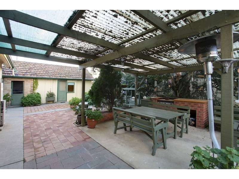 61 Simpsons Road, Eaglehawk VIC 3556