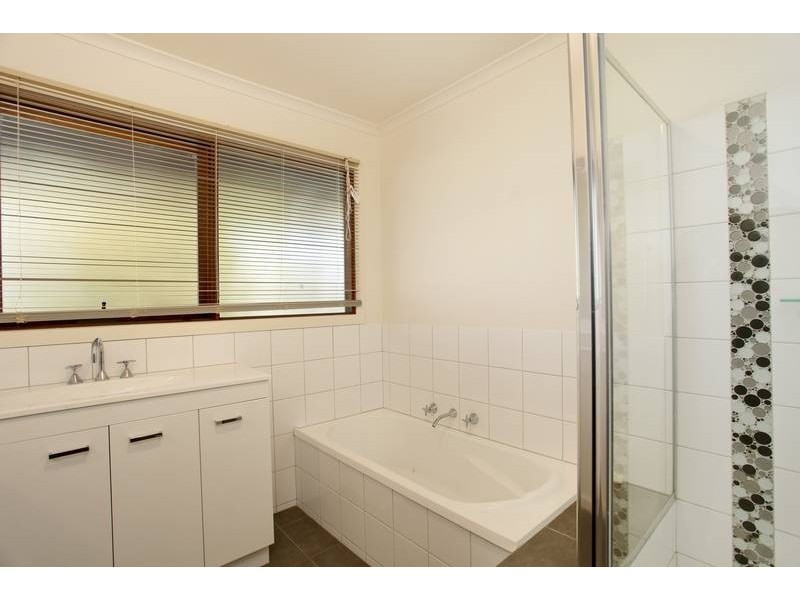 93 – 95 Ryalls Lane, Strathfieldsaye VIC 3551