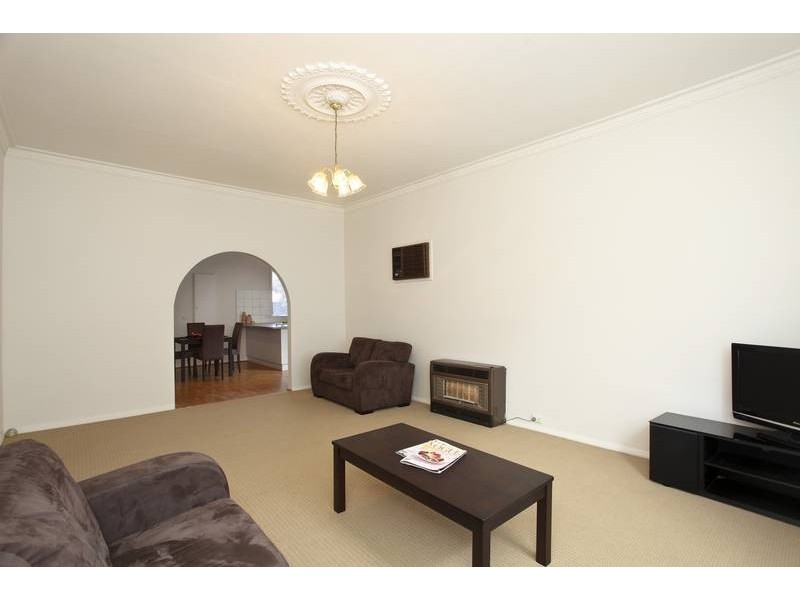 9 Malcolm Street, Quarry Hill VIC 3550