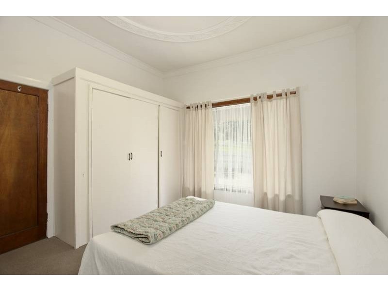 9 Malcolm Street, Quarry Hill VIC 3550