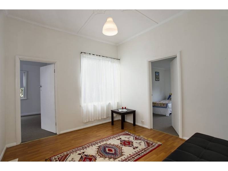 9 Malcolm Street, Quarry Hill VIC 3550