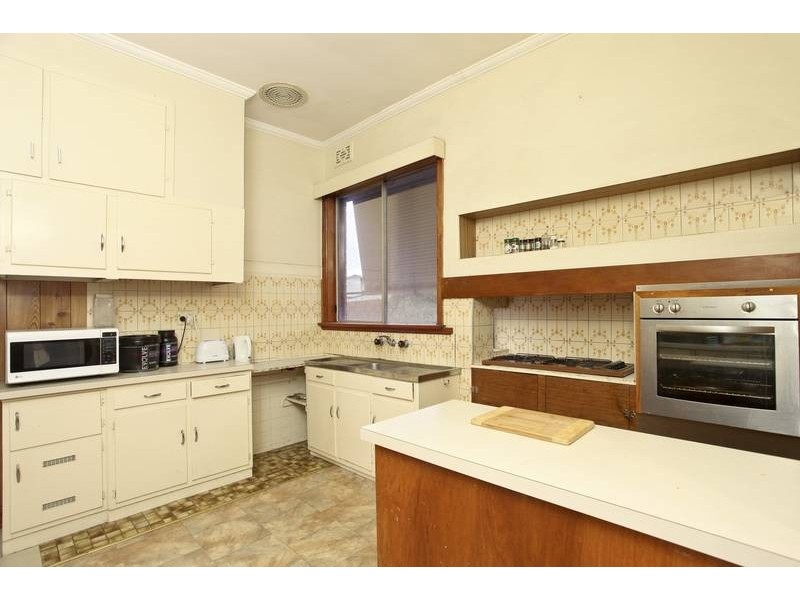 17 Ophir Street, Golden Square VIC 3555