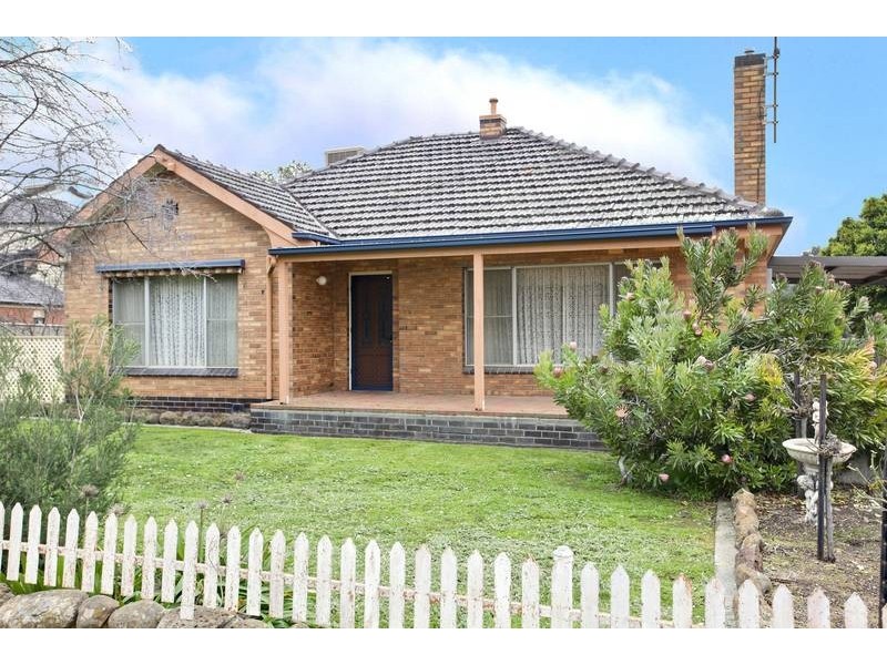 81 Buckland Street, Epsom VIC 3551