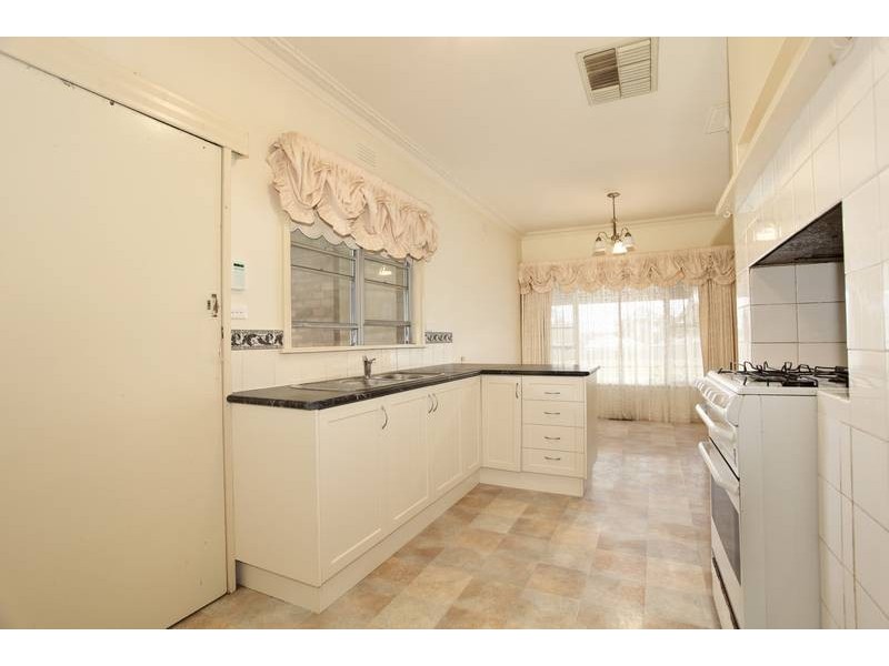 81 Buckland Street, Epsom VIC 3551