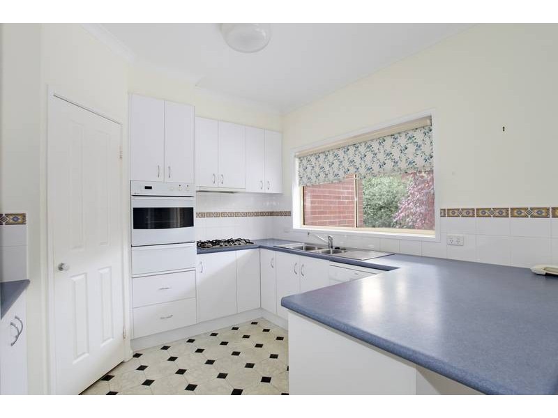 1 Adelle Court, Strathdale VIC 3550