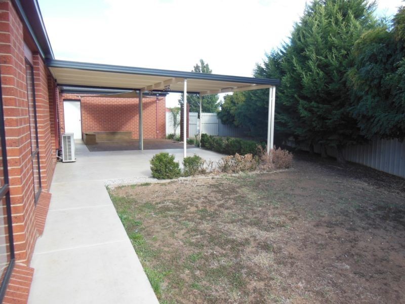 36 Saxby Drive, Strathfieldsaye VIC 3551