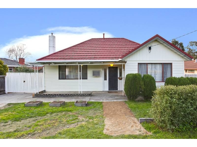 43 Race Street, Flora Hill VIC 3550