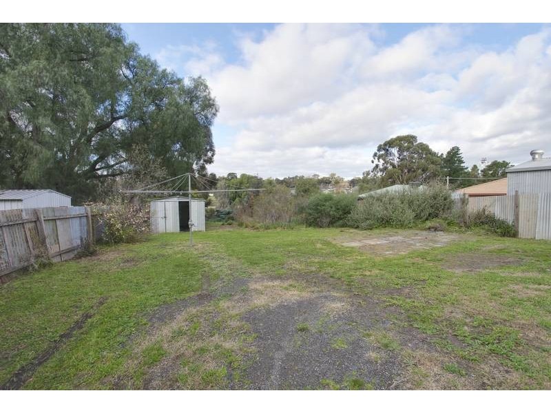 29 MacDougall Road, Golden Square VIC 3555