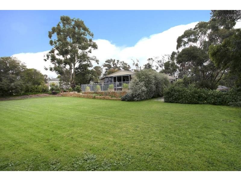 151 Edwards Road, Strathdale VIC 3550