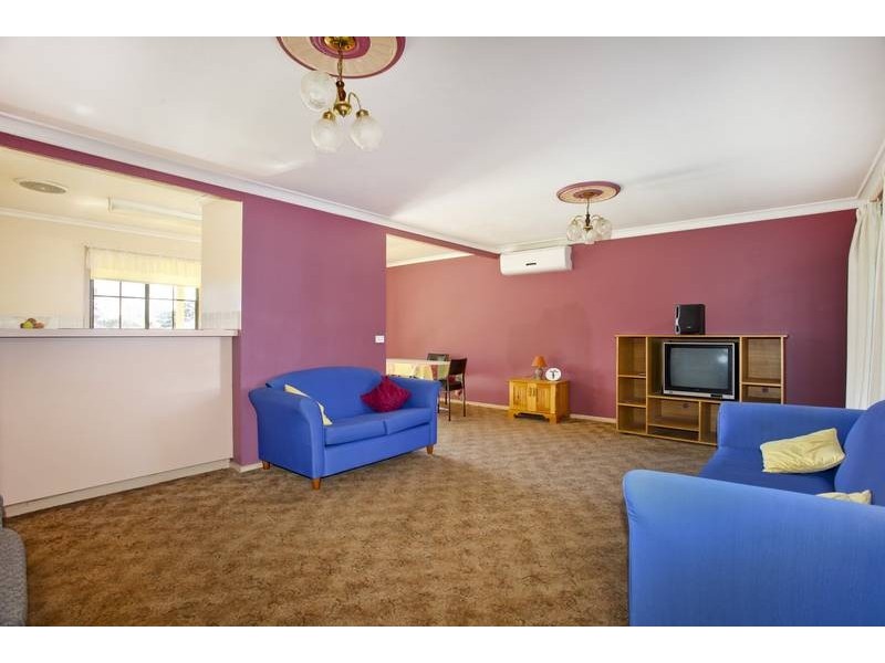 38 Wesley Street, Kangaroo Flat VIC 3555