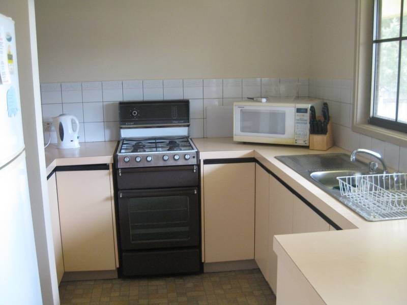 38 Wesley Street, Kangaroo Flat VIC 3555