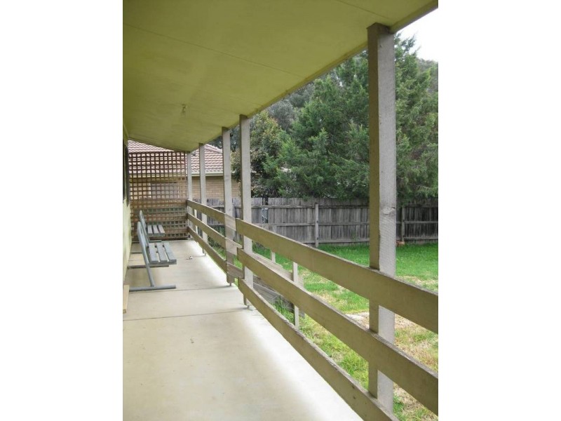 38 Wesley Street, Kangaroo Flat VIC 3555