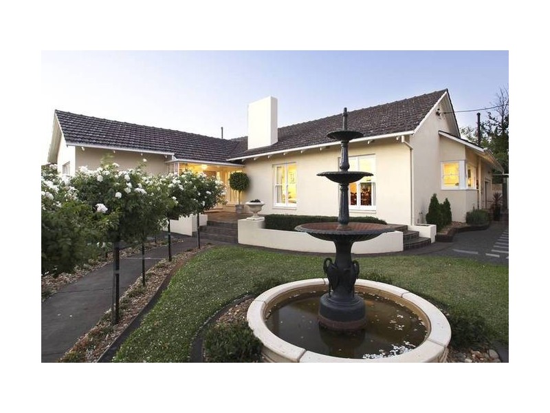 16 Eaglehawk Road, Bendigo VIC 3550