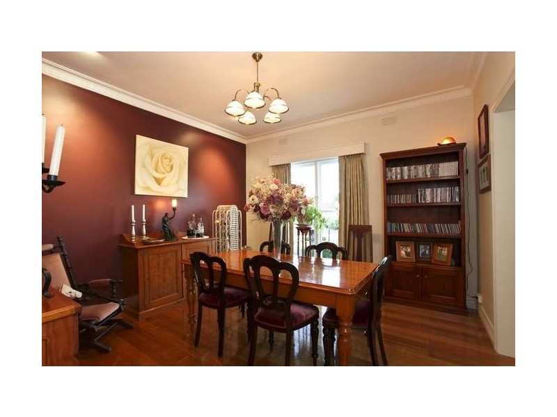 16 Eaglehawk Road, Bendigo VIC 3550