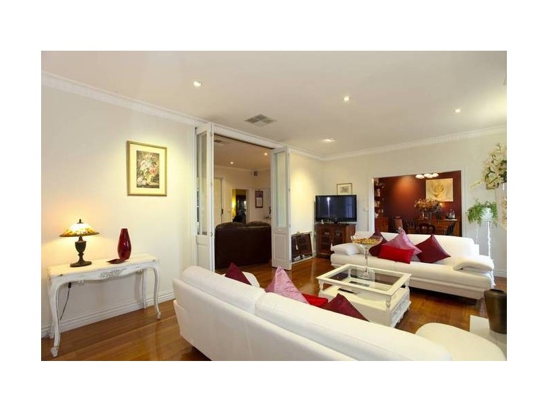 16 Eaglehawk Road, Bendigo VIC 3550