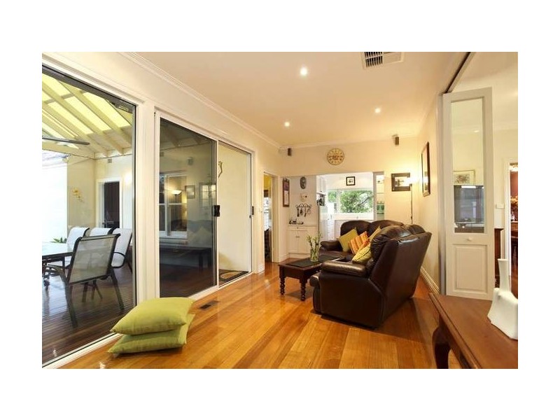 16 Eaglehawk Road, Bendigo VIC 3550