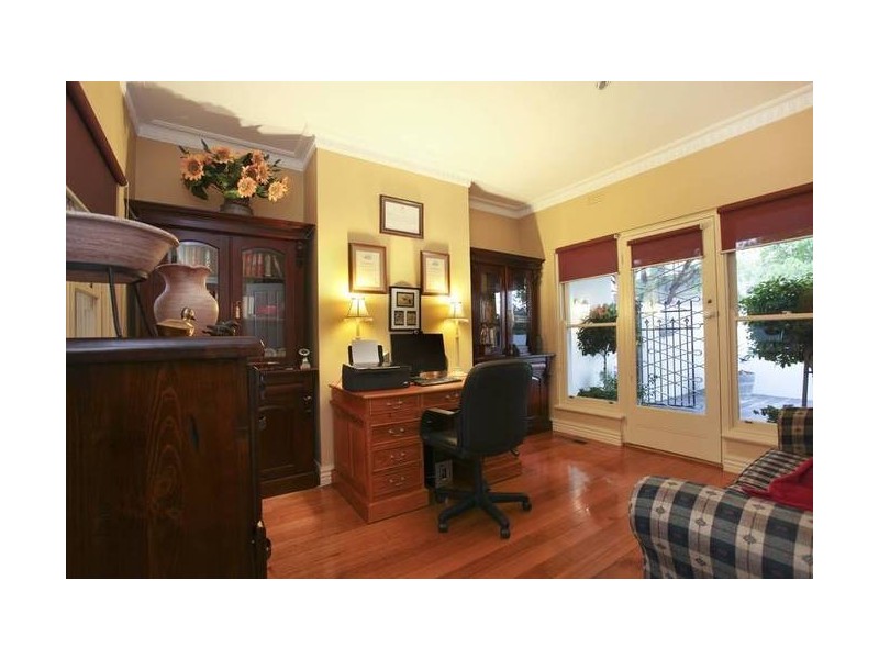 16 Eaglehawk Road, Bendigo VIC 3550