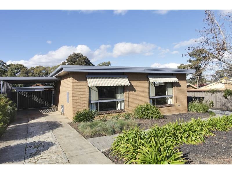 7 Earls Court, Golden Square VIC 3555