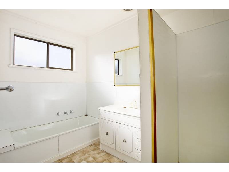 7 Earls Court, Golden Square VIC 3555