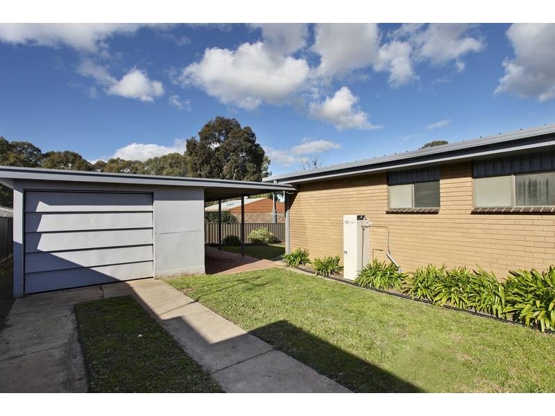 7 Earls Court, Golden Square VIC 3555