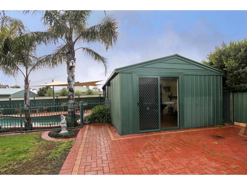 49 Averys Road, Eaglehawk VIC 3556
