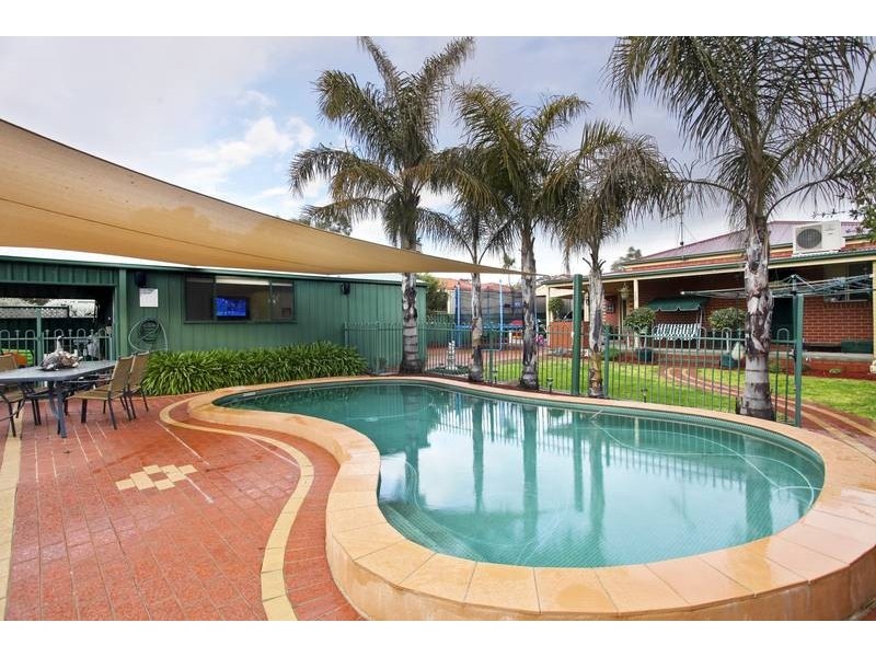 49 Averys Road, Eaglehawk VIC 3556