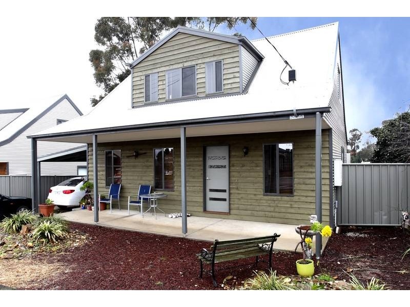 4A Bailey Street, California Gully VIC 3556