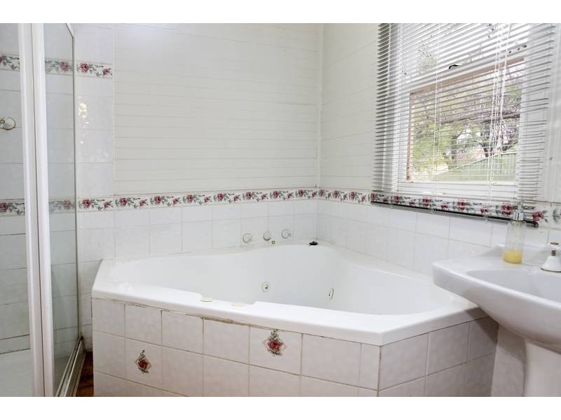 54 Raglan Street, White Hills VIC 3550