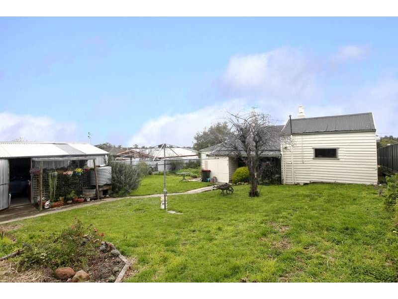 26 Wallan Street, California Gully VIC 3556