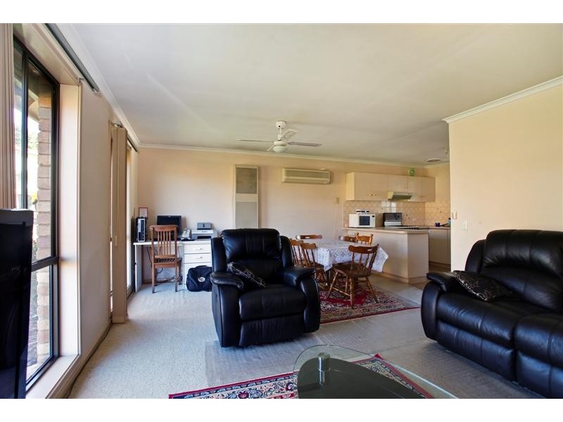 10/18 Hoy Street, North Bendigo VIC 3550