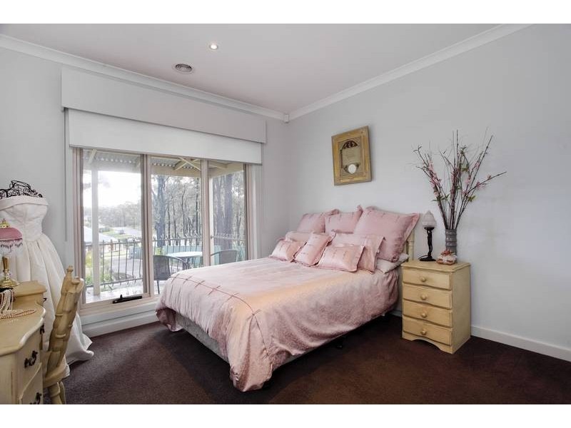 20 Aspera Way, Kangaroo Flat VIC 3555